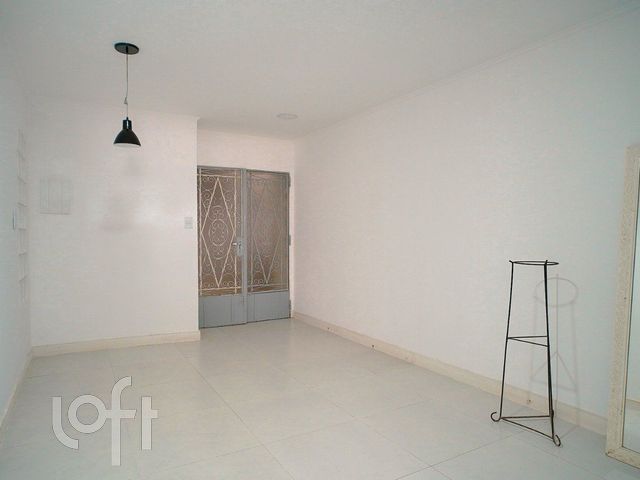Apartamento com 107m², 2 dormitórios, 1 suíte, Bom Fim em Porto Alegre