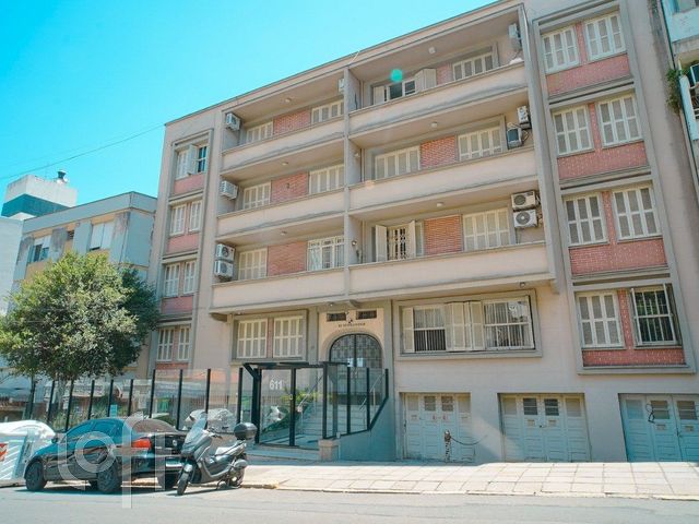 Apartamento com 107m², 2 dormitórios, 1 suíte, Bom Fim em Porto Alegre