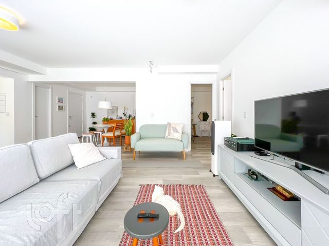 Apartamento com 94m², 2 dormitórios, 1 suíte, 2 vagas, Menino Deus em Porto Alegre