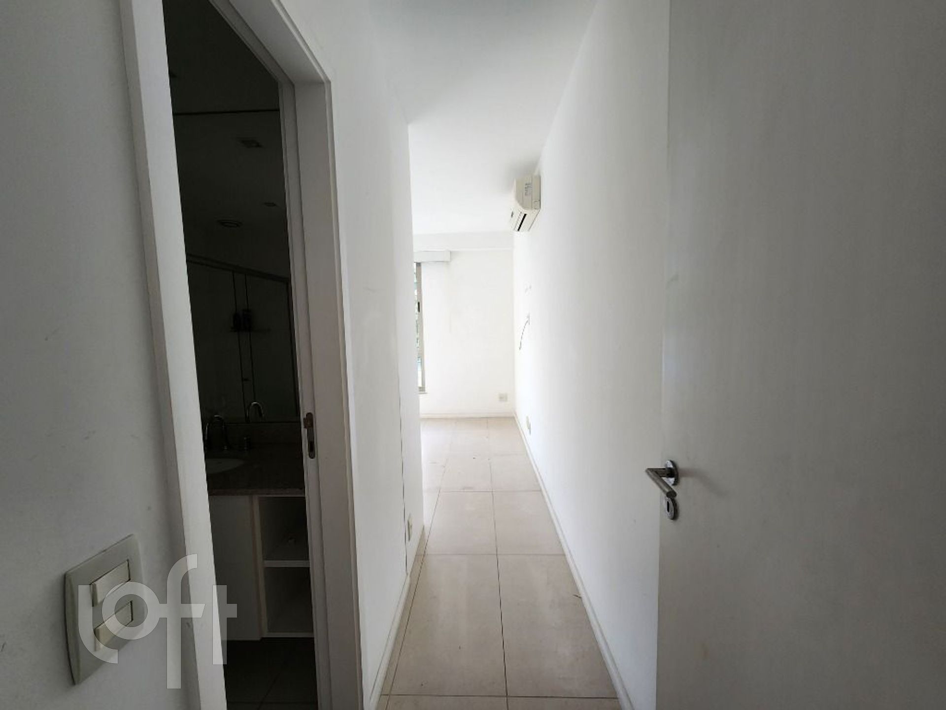 Apartamento à venda com 3 quartos, 275m² - Foto 15