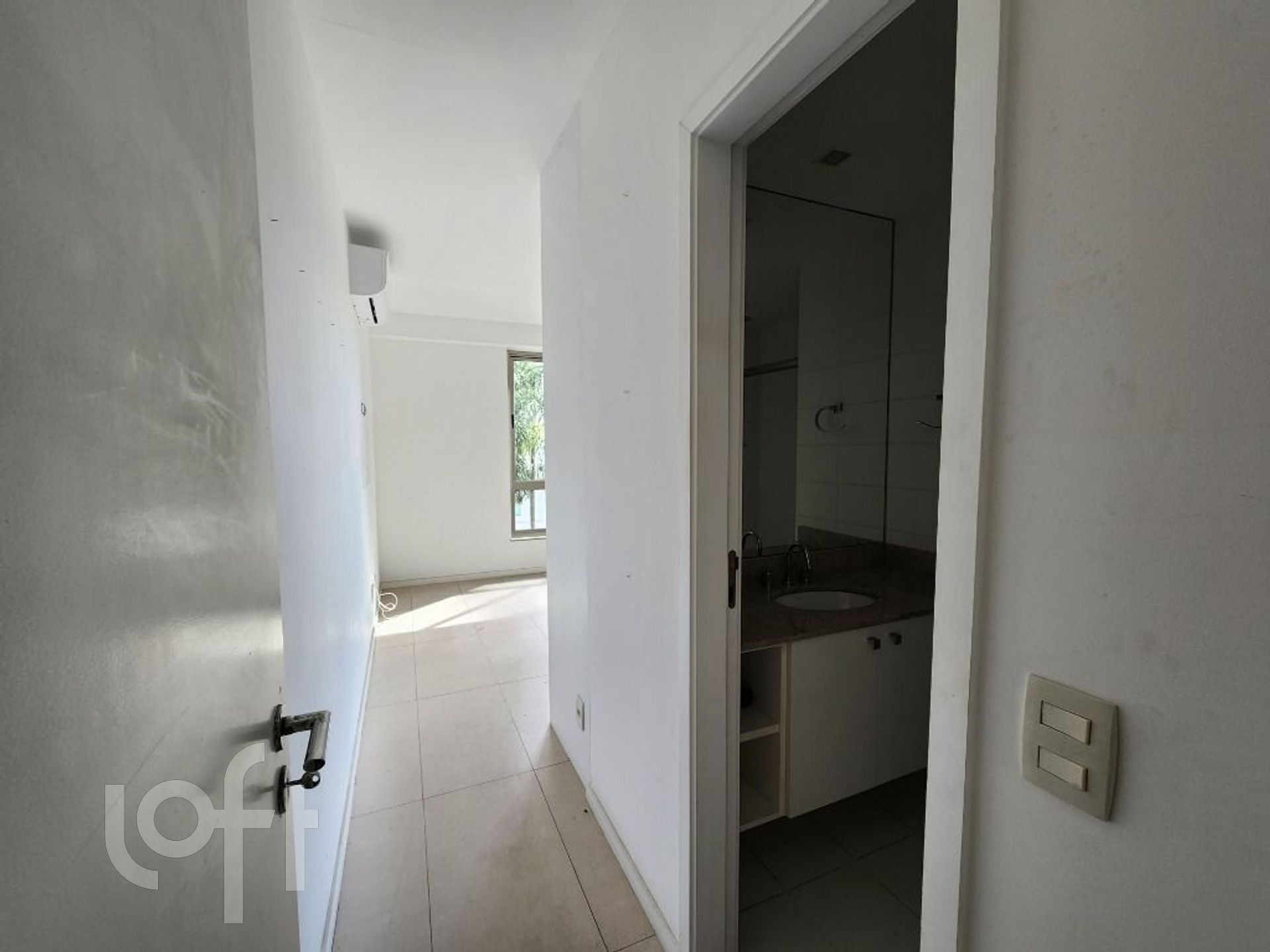 Apartamento à venda com 3 quartos, 275m² - Foto 19