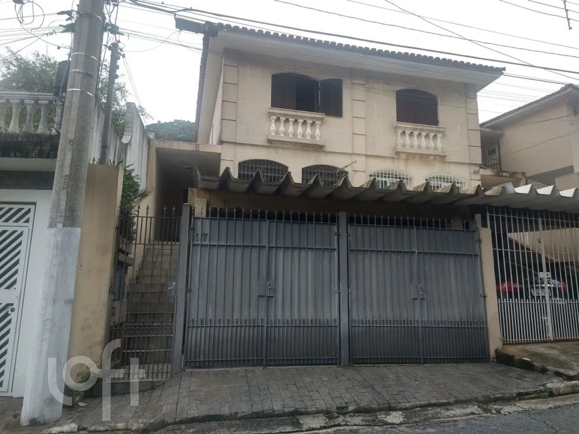 Casa à venda com 4 quartos, 185m² - Foto 1