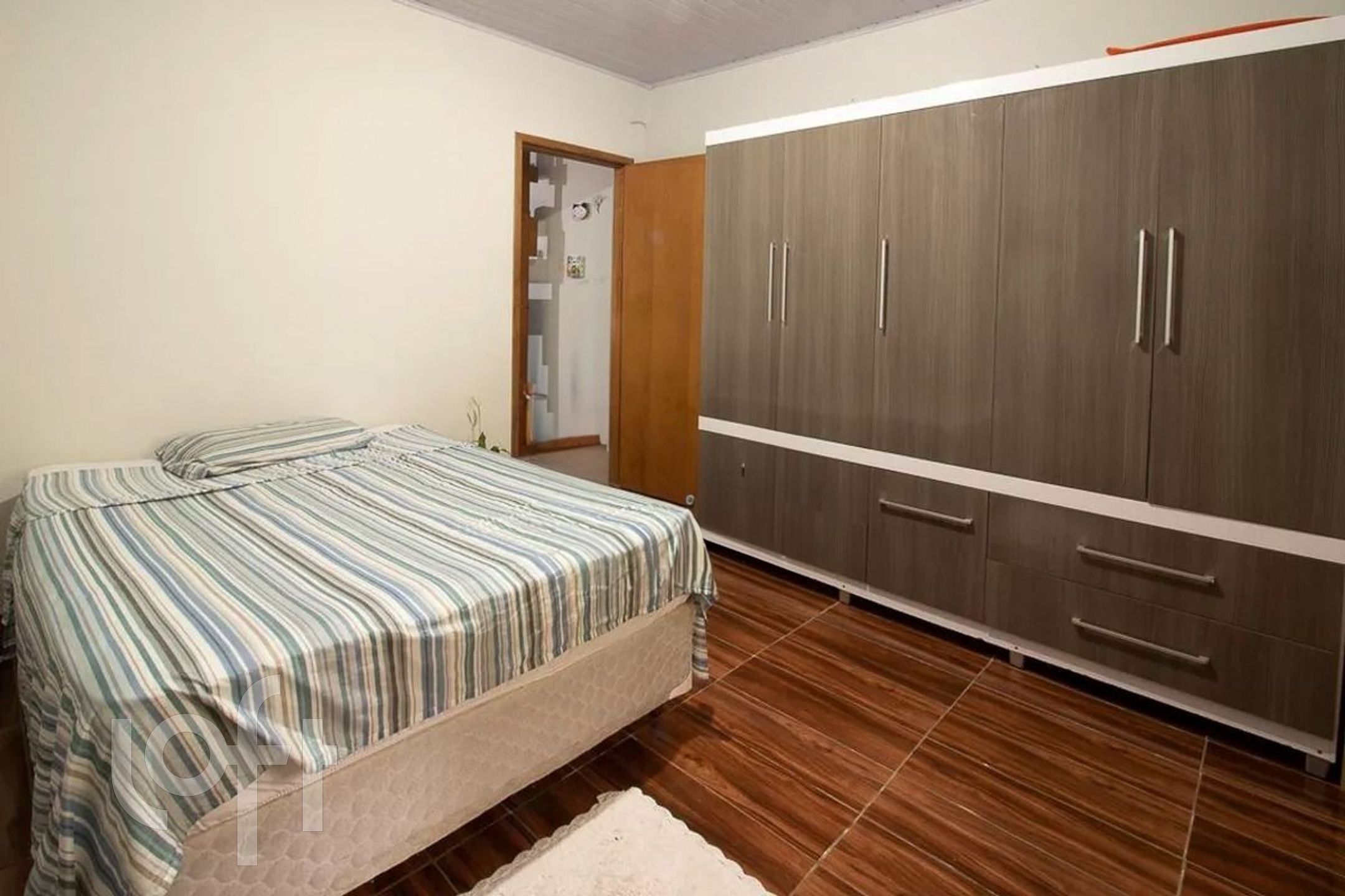 Casa à venda com 2 quartos, 140m² - Foto 11