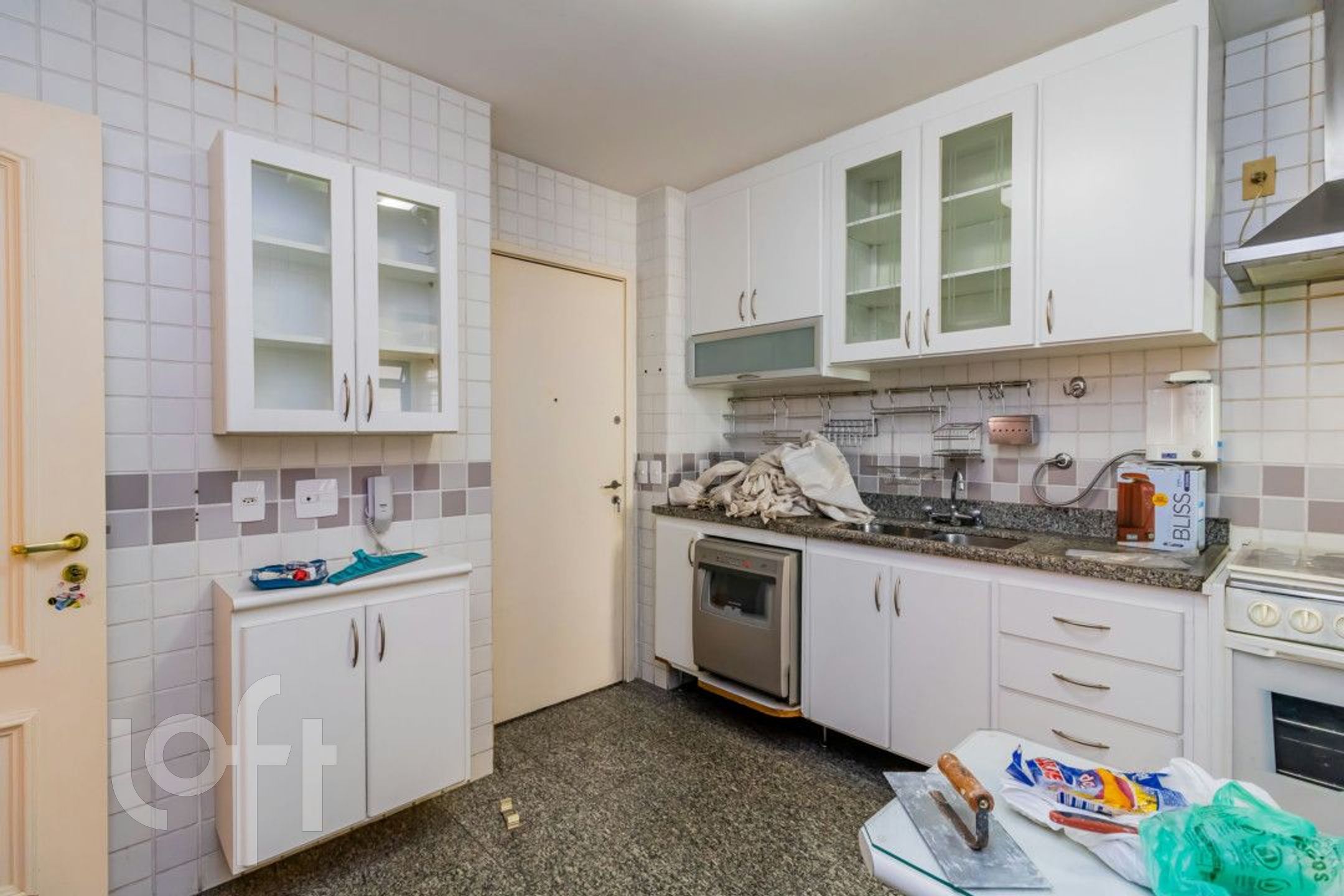 Apartamento à venda com 2 quartos, 87m² - Foto 10