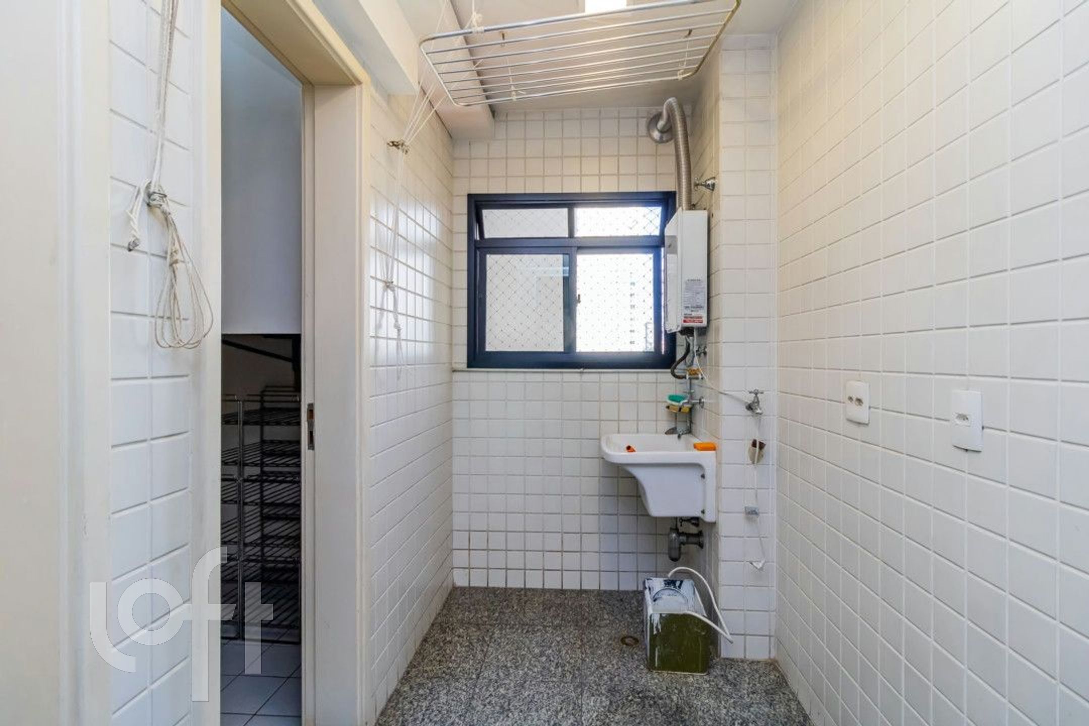 Apartamento à venda com 2 quartos, 87m² - Foto 14