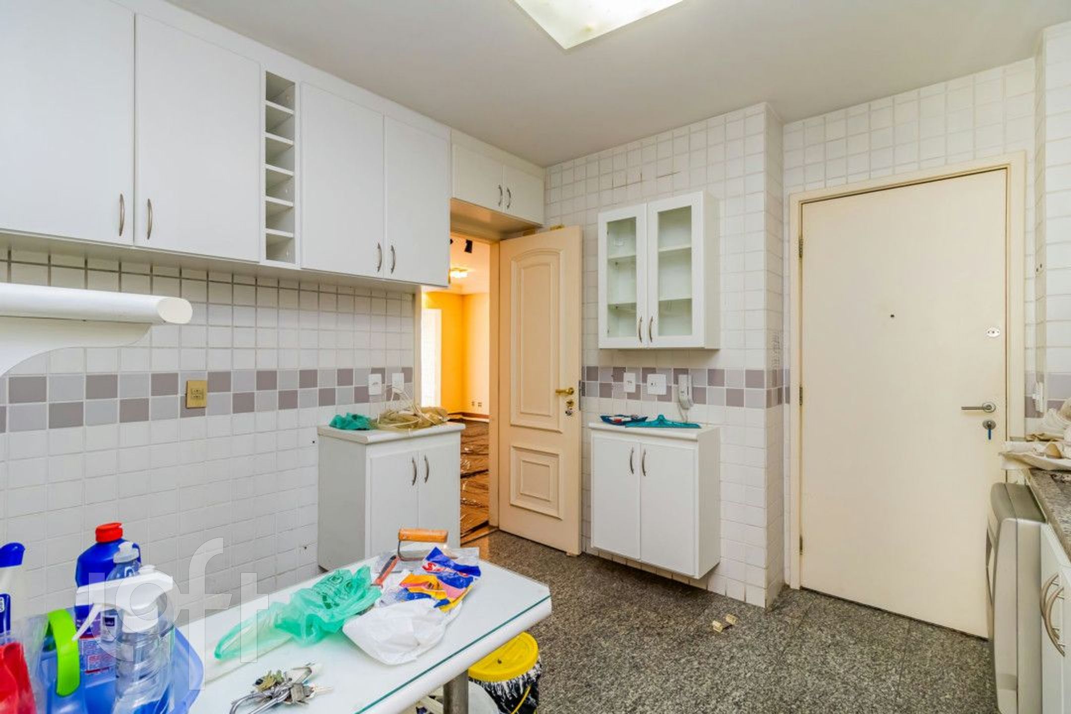 Apartamento à venda com 2 quartos, 87m² - Foto 11