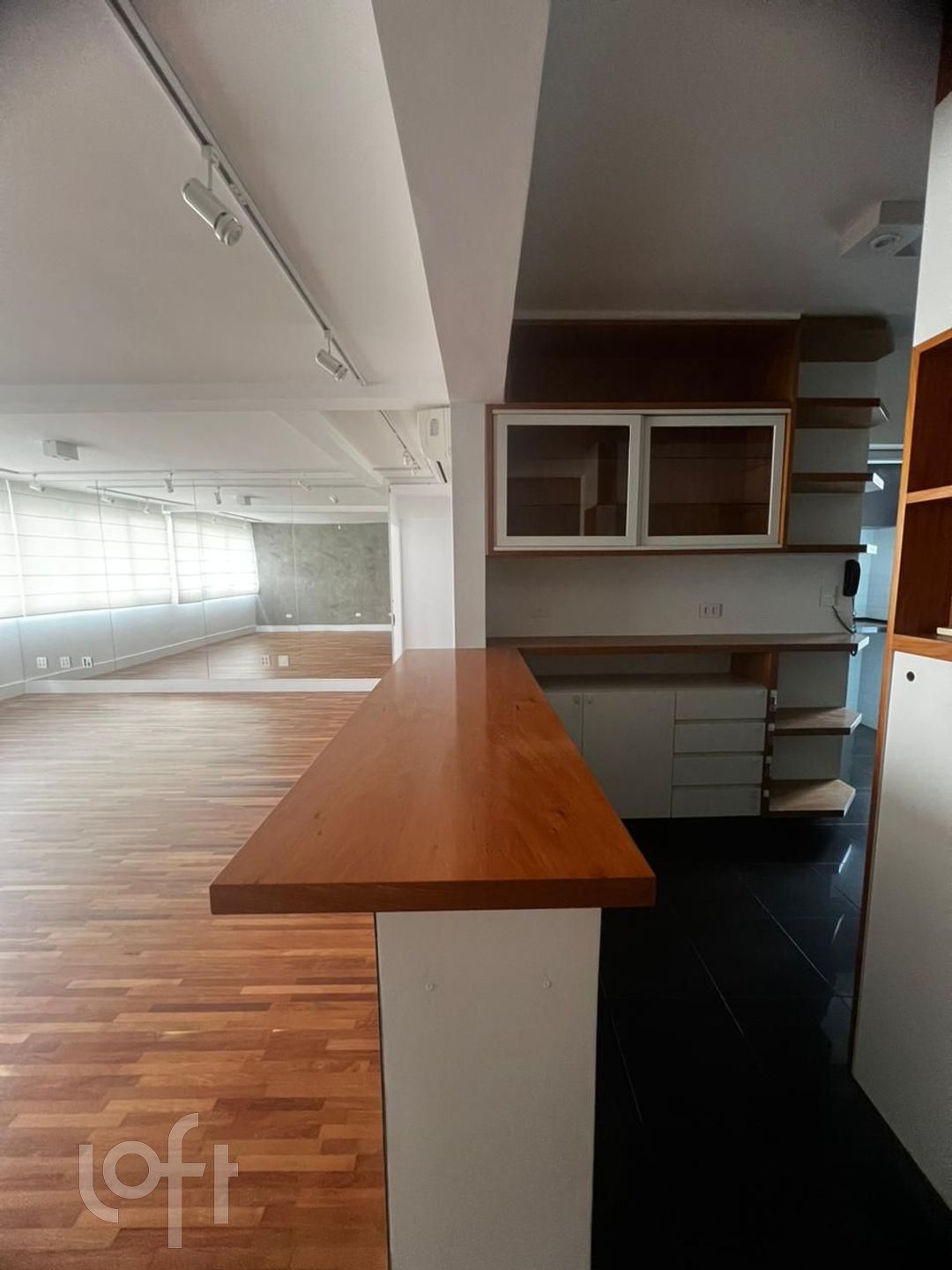 Apartamento à venda com 2 quartos, 107m² - Foto 11