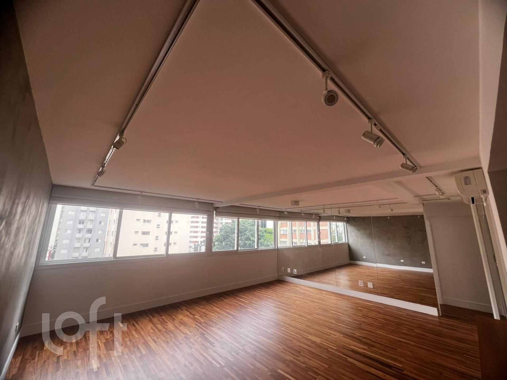 Apartamento à venda com 2 quartos, 107m² - Foto 3