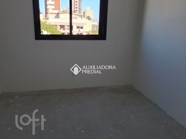 Apartamento com 66m², 2 dormitórios, 1 suíte, 1 vaga, Petrópolis em Porto Alegre