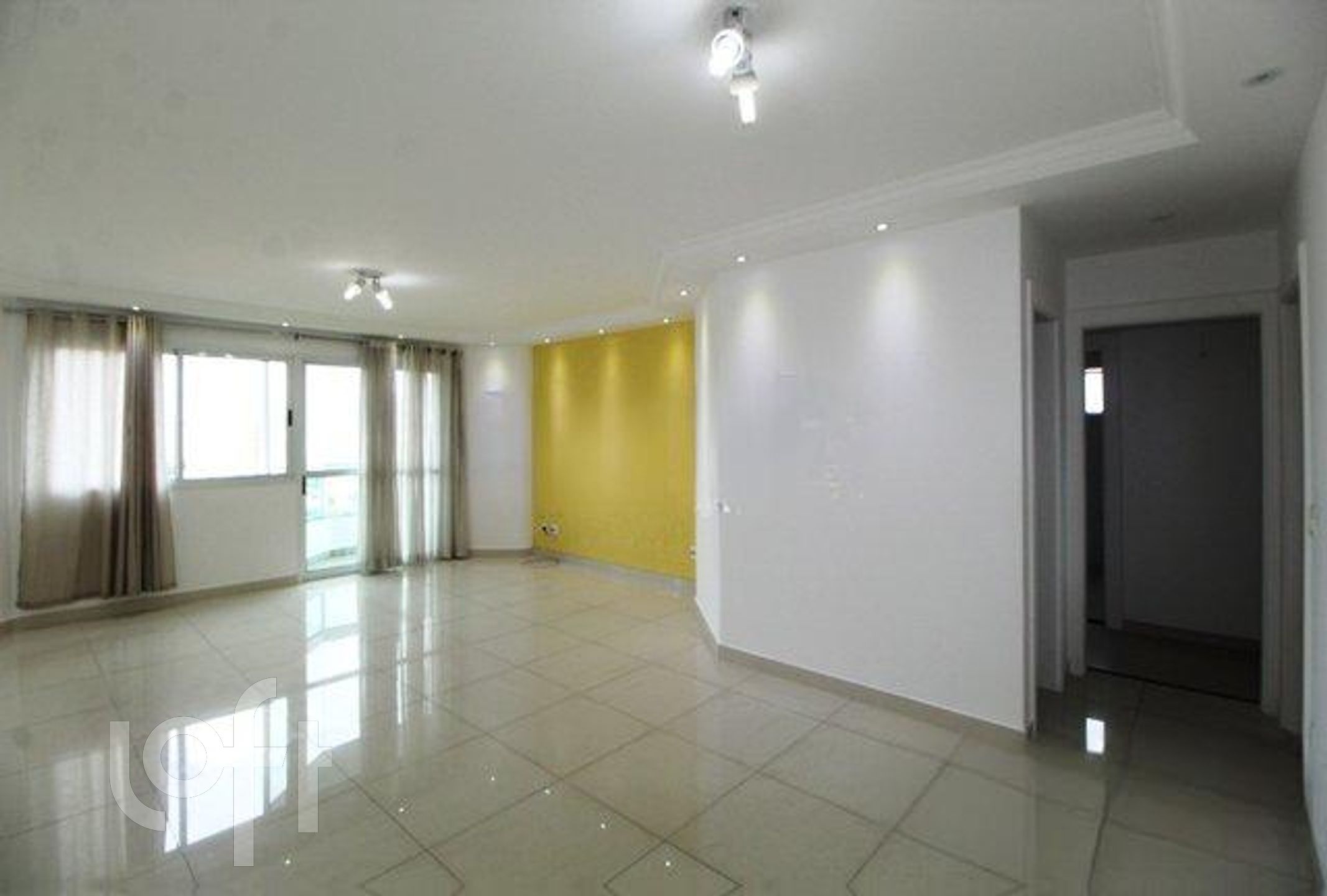 Apartamento à venda com 3 quartos, 142m² - Foto 2