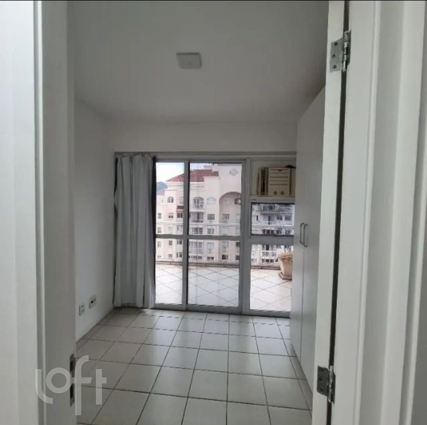 Apartamento à venda com 2 quartos, 123m² - Foto 12