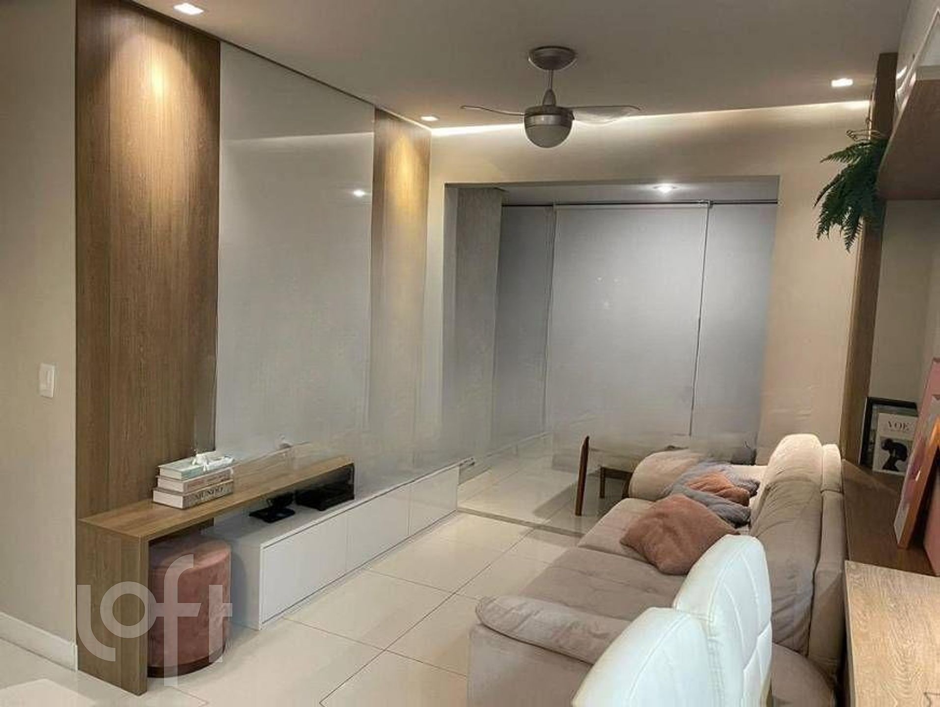 Apartamento à venda com 2 quartos, 141m² - Foto 2