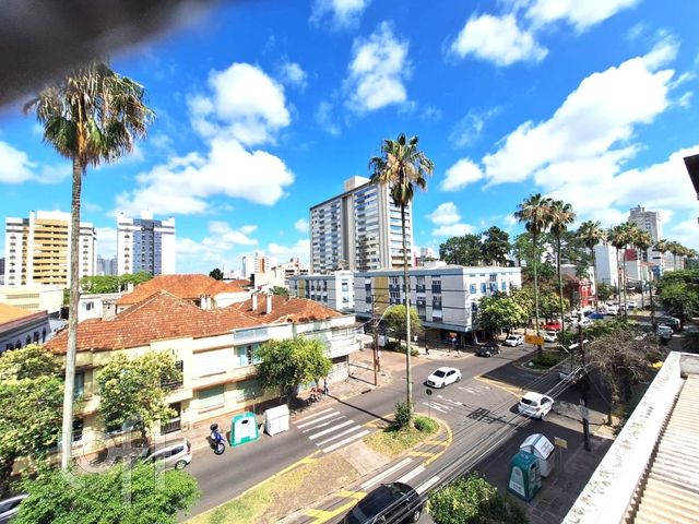 Apartamento com 85m², 2 dormitórios, Menino Deus em Porto Alegre