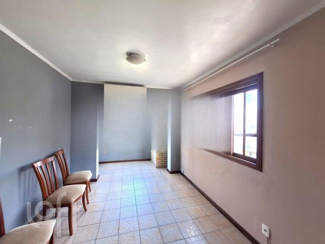 Apartamento com 85m², 2 dormitórios, Menino Deus em Porto Alegre