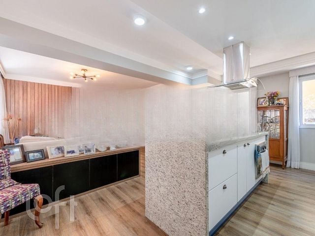 Apartamento com 84m², 2 dormitórios, 1 suíte, 2 vagas, Rio Branco em Porto Alegre