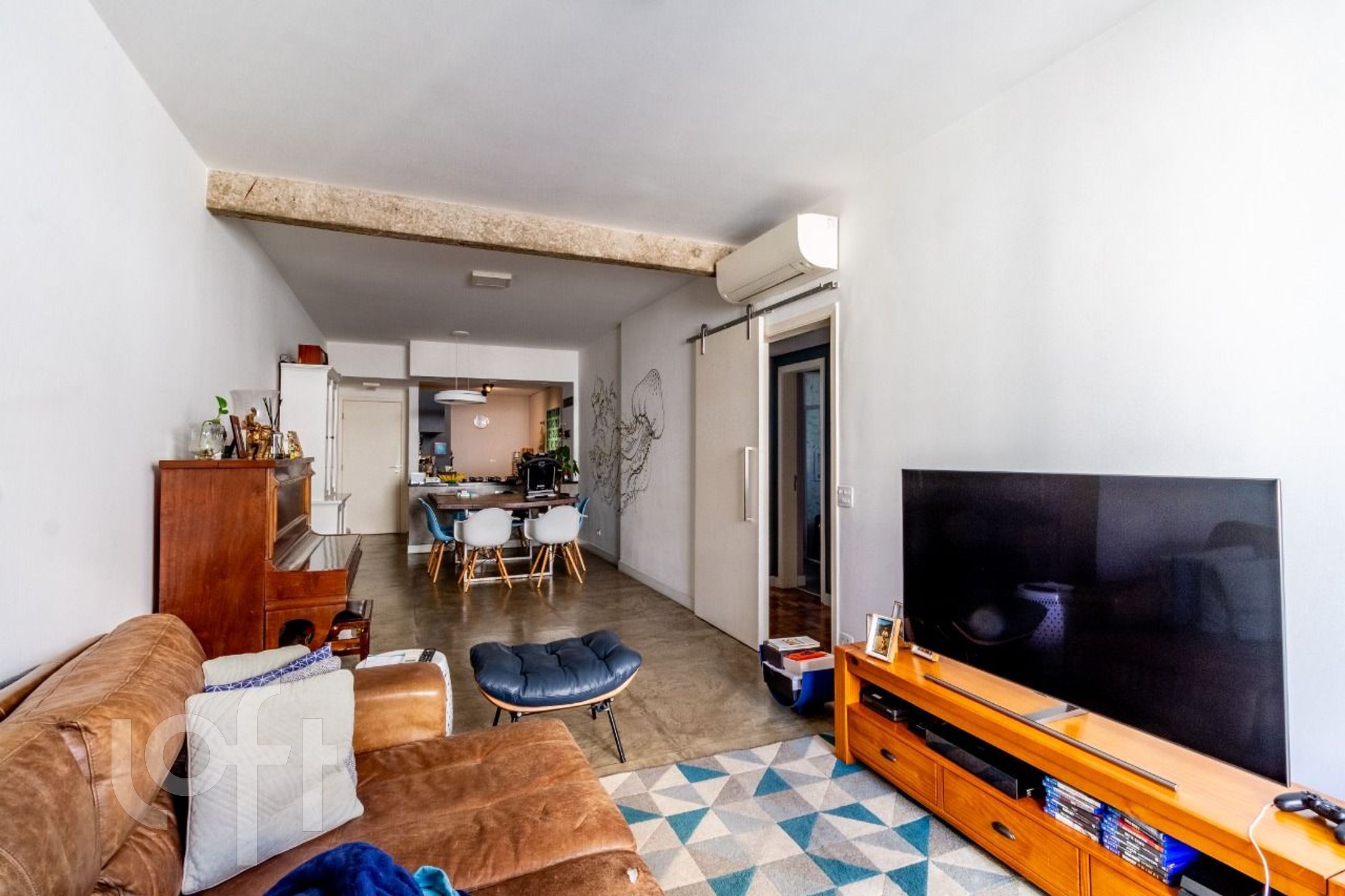 Apartamento à venda com 2 quartos, 105m² - Foto 2