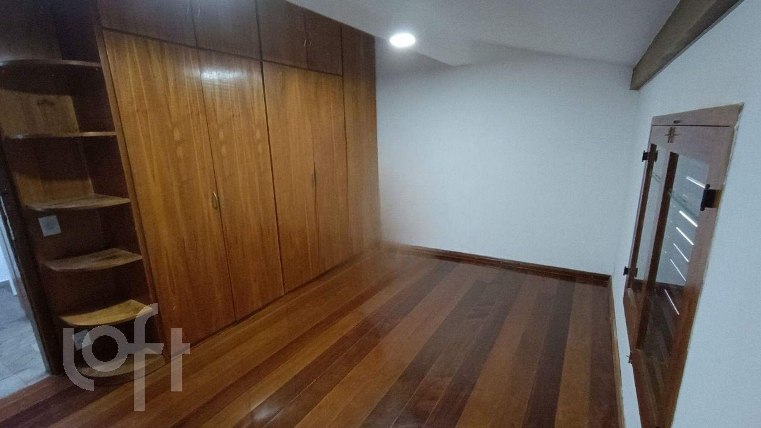 Casa à venda com 6 quartos, 390m² - Foto 13