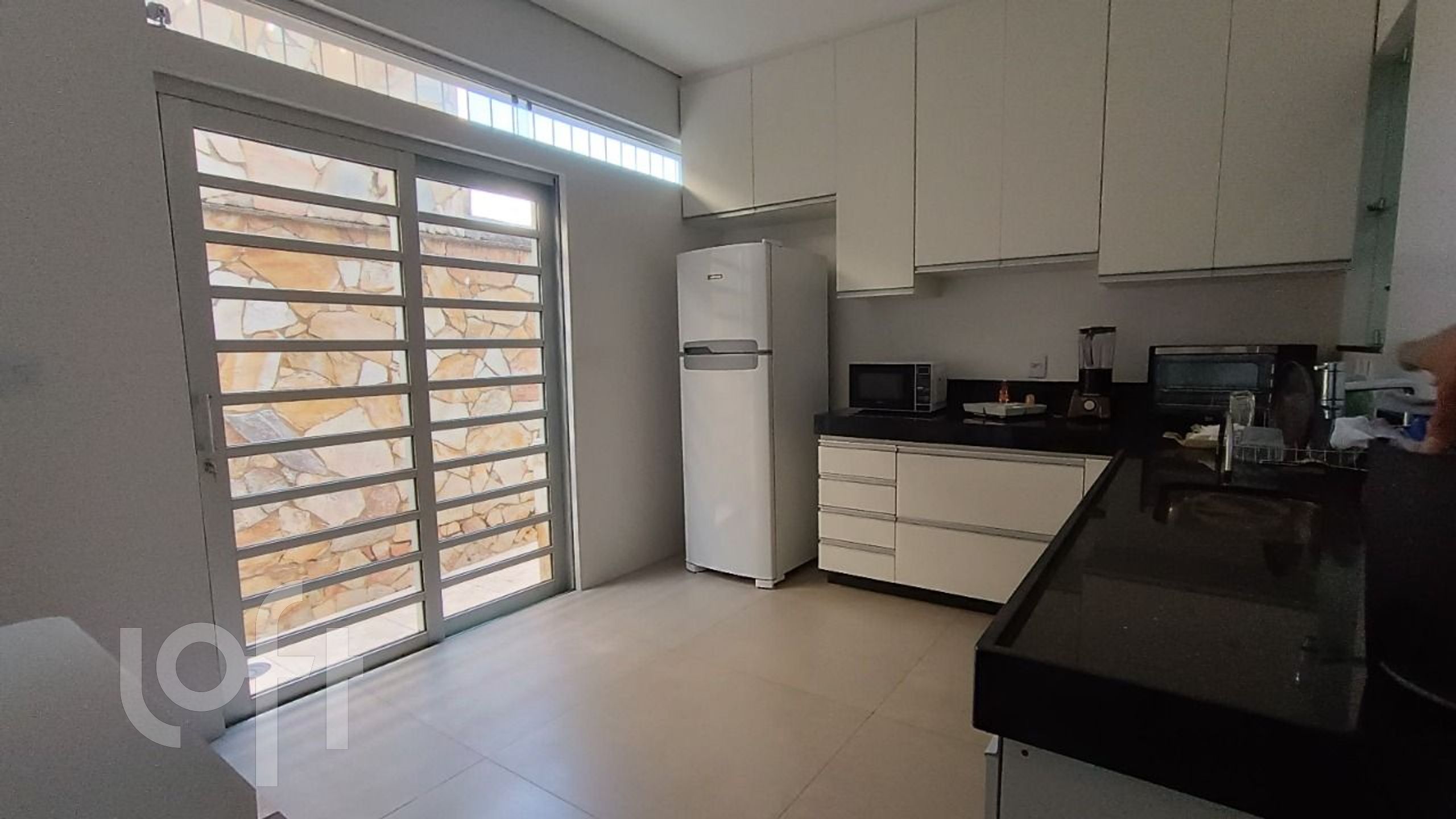 Casa à venda com 6 quartos, 390m² - Foto 16