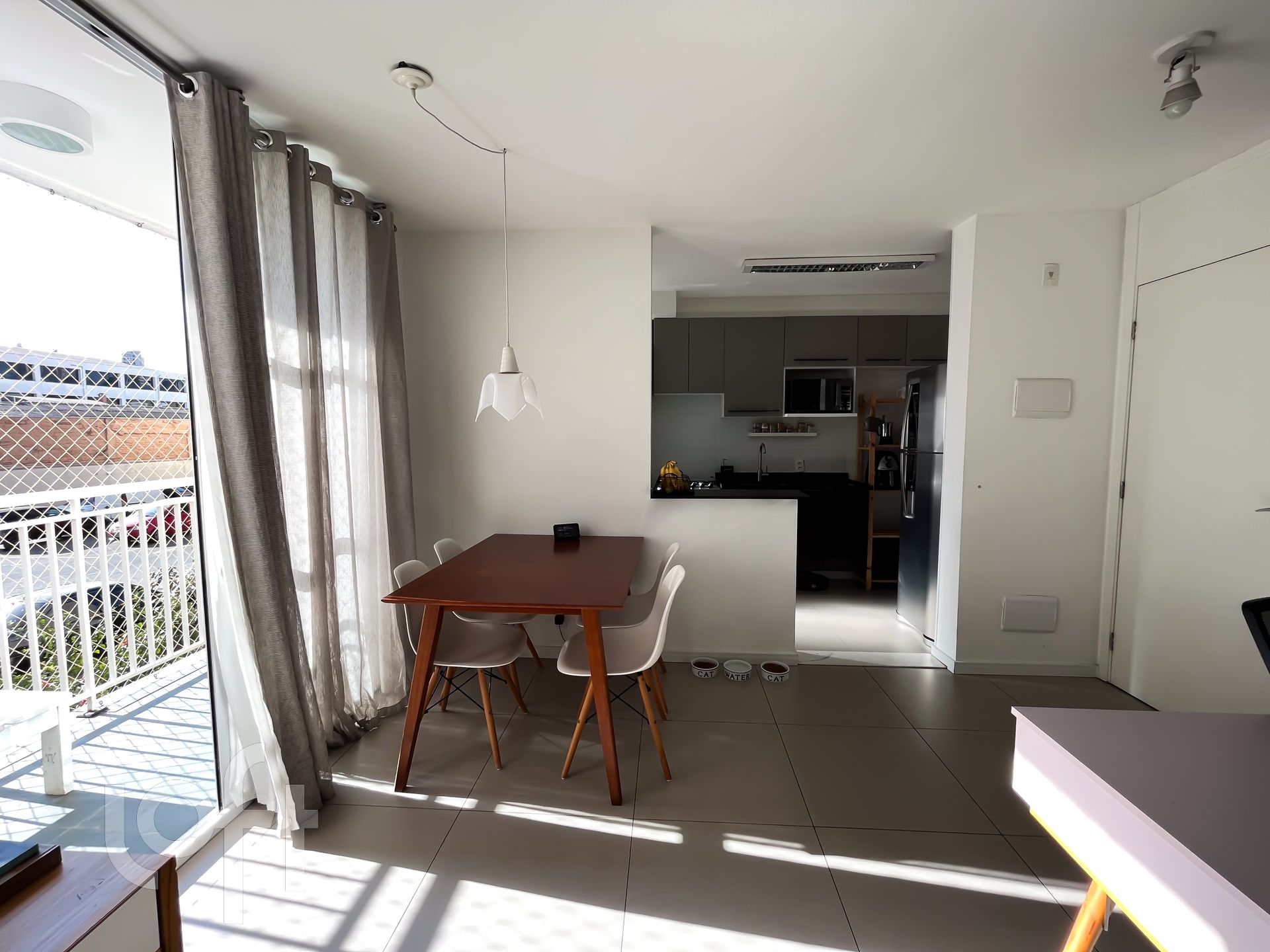 Apartamento à venda com 2 quartos, 45m² - Foto 2