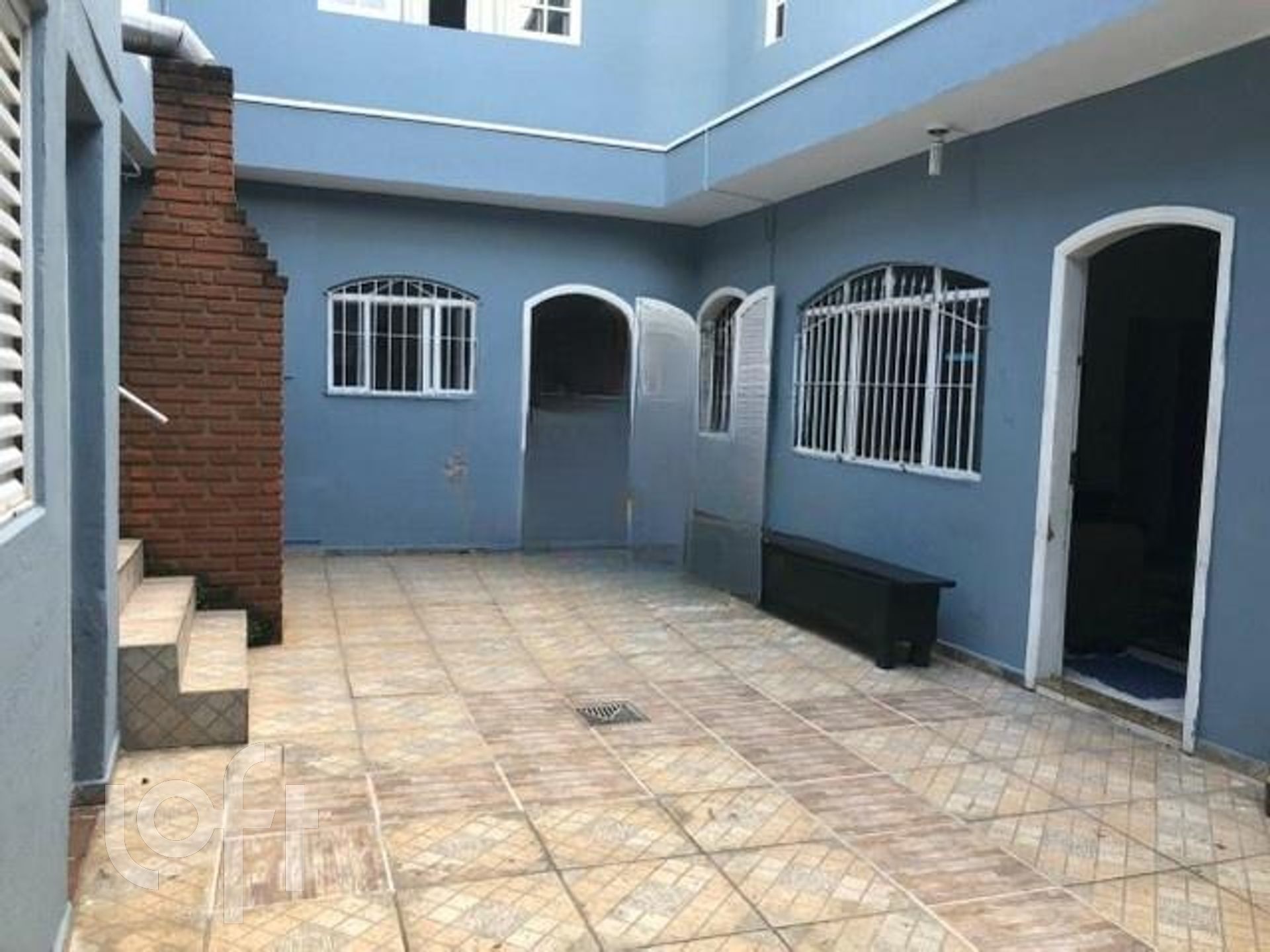 Casa à venda com 9 quartos, 365m² - Foto 1