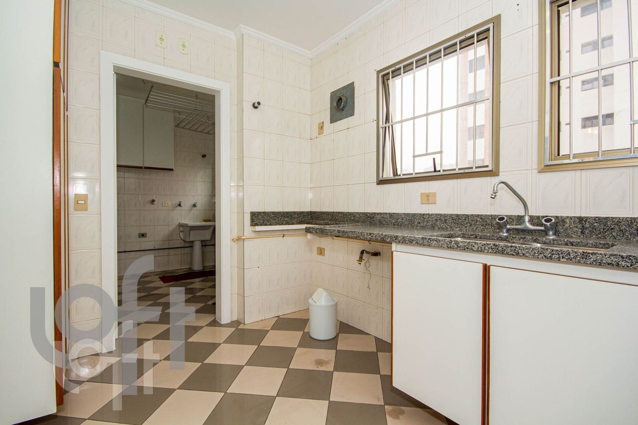 Apartamento à venda com 3 quartos, 200m² - Foto 21