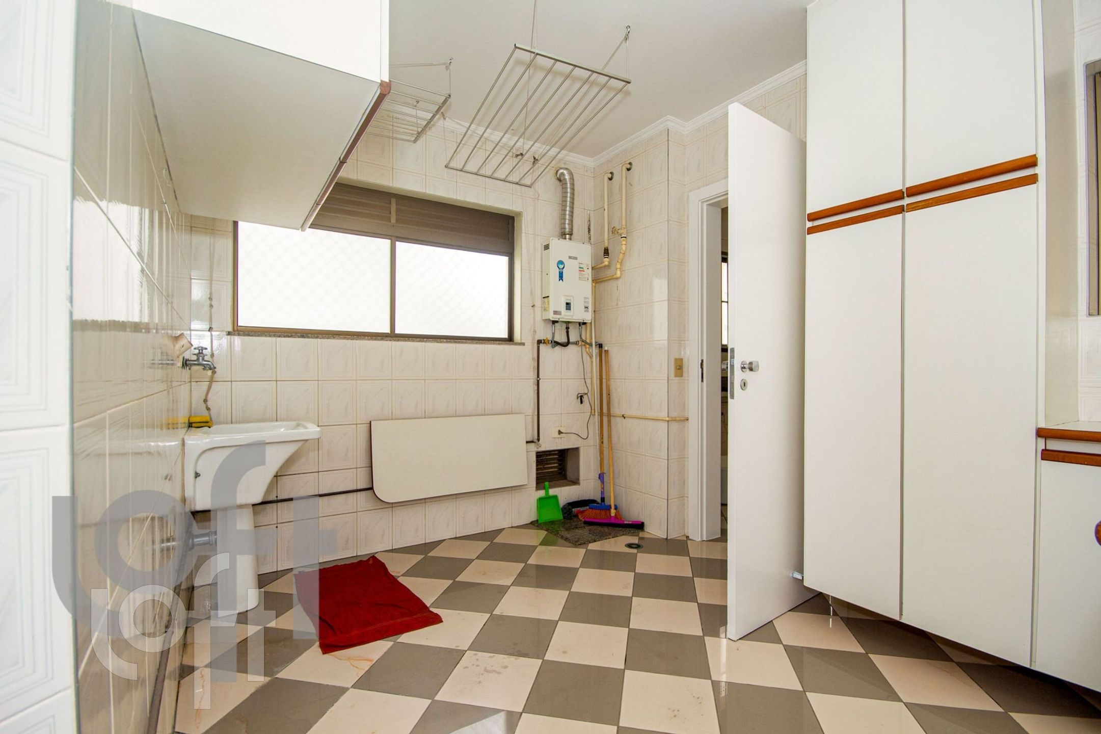 Apartamento à venda com 3 quartos, 200m² - Foto 16