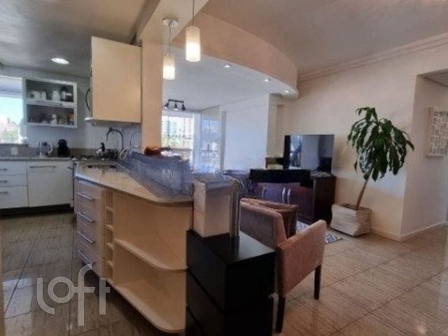 Apartamento com 155m², 2 dormitórios, 1 suíte, 2 vagas, São João em Porto Alegre