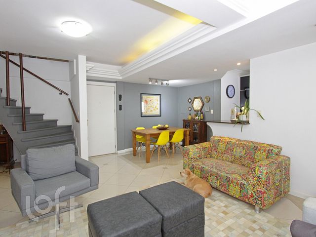 Apartamento com 187m², 2 dormitórios, 1 suíte, 1 vaga, Rio Branco em Porto Alegre