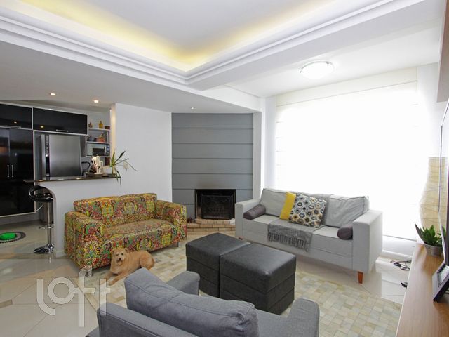 Apartamento com 187m², 2 dormitórios, 1 suíte, 1 vaga, Rio Branco em Porto Alegre