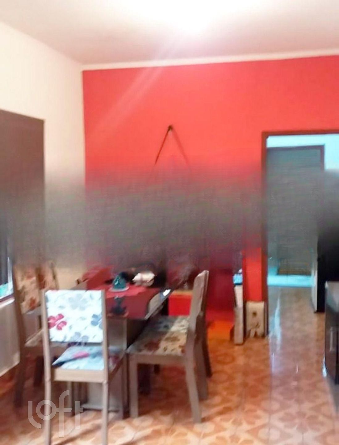 Casa à venda com 2 quartos, 250m² - Foto 1