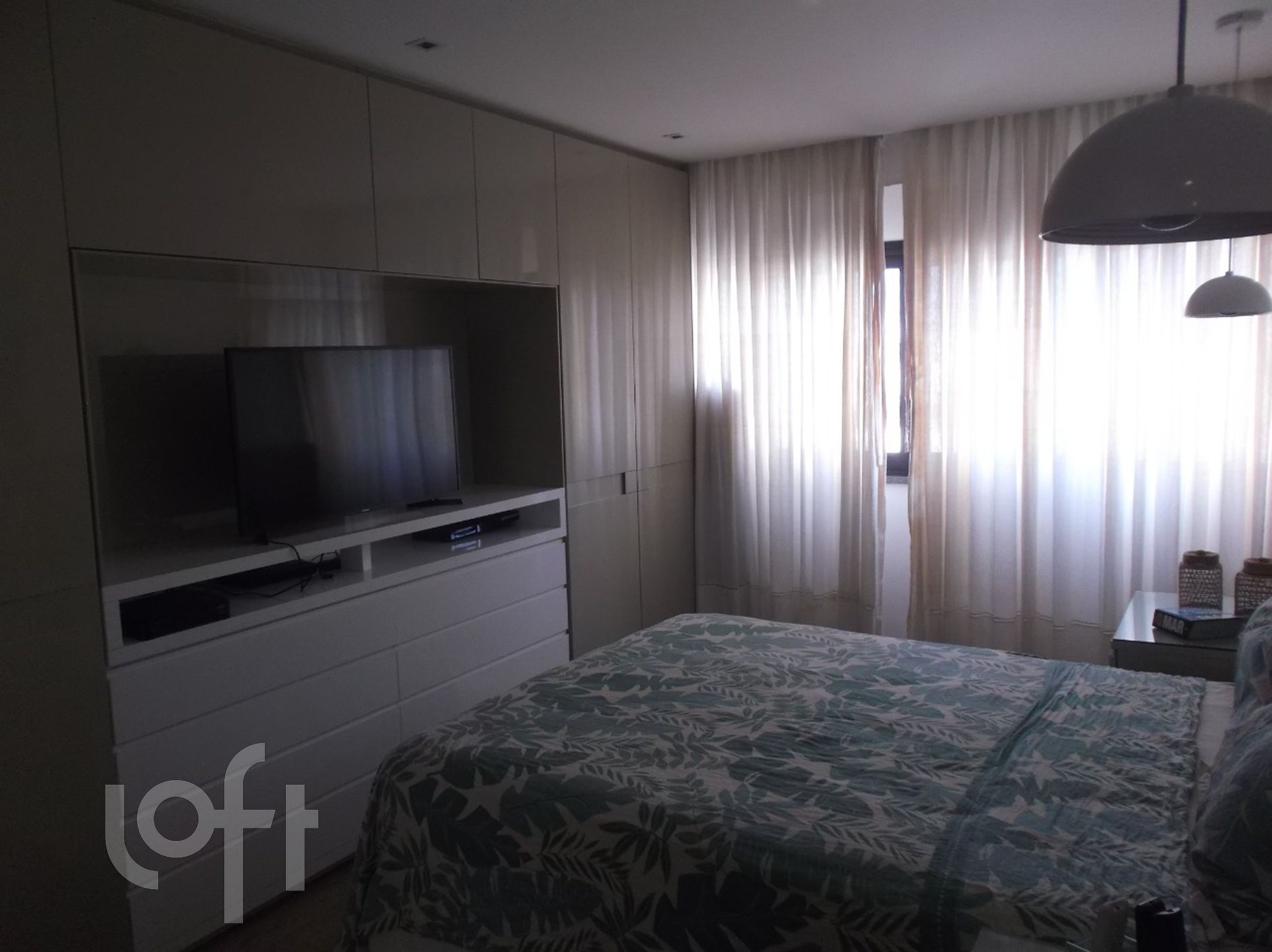 Apartamento à venda com 4 quartos, 181m² - Foto 18