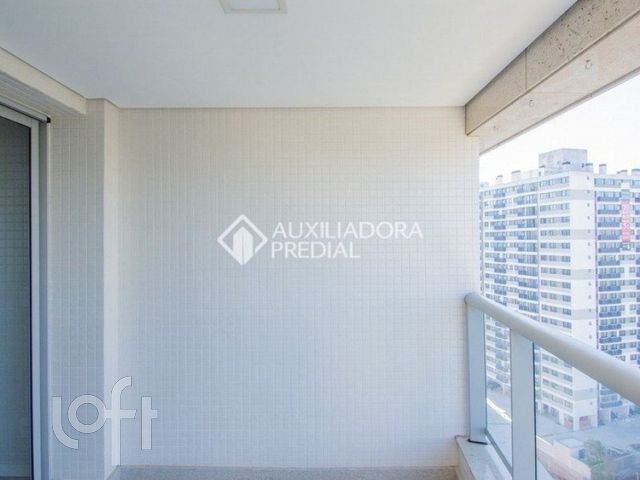 Apartamento com 54m², 1 dormitório, 1 vaga, Petrópolis em Porto Alegre