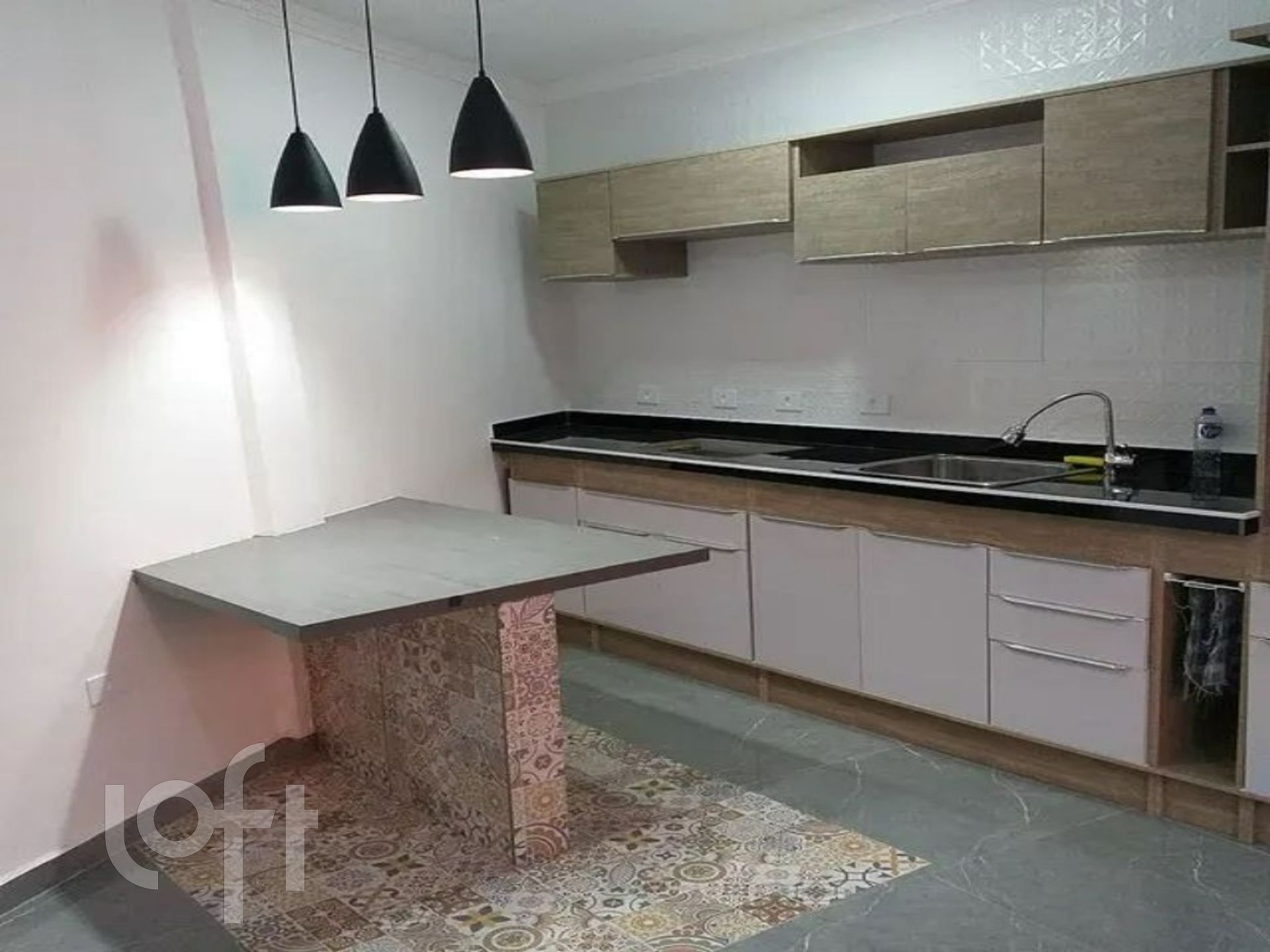 Casa à venda com 2 quartos, 80m² - Foto 4