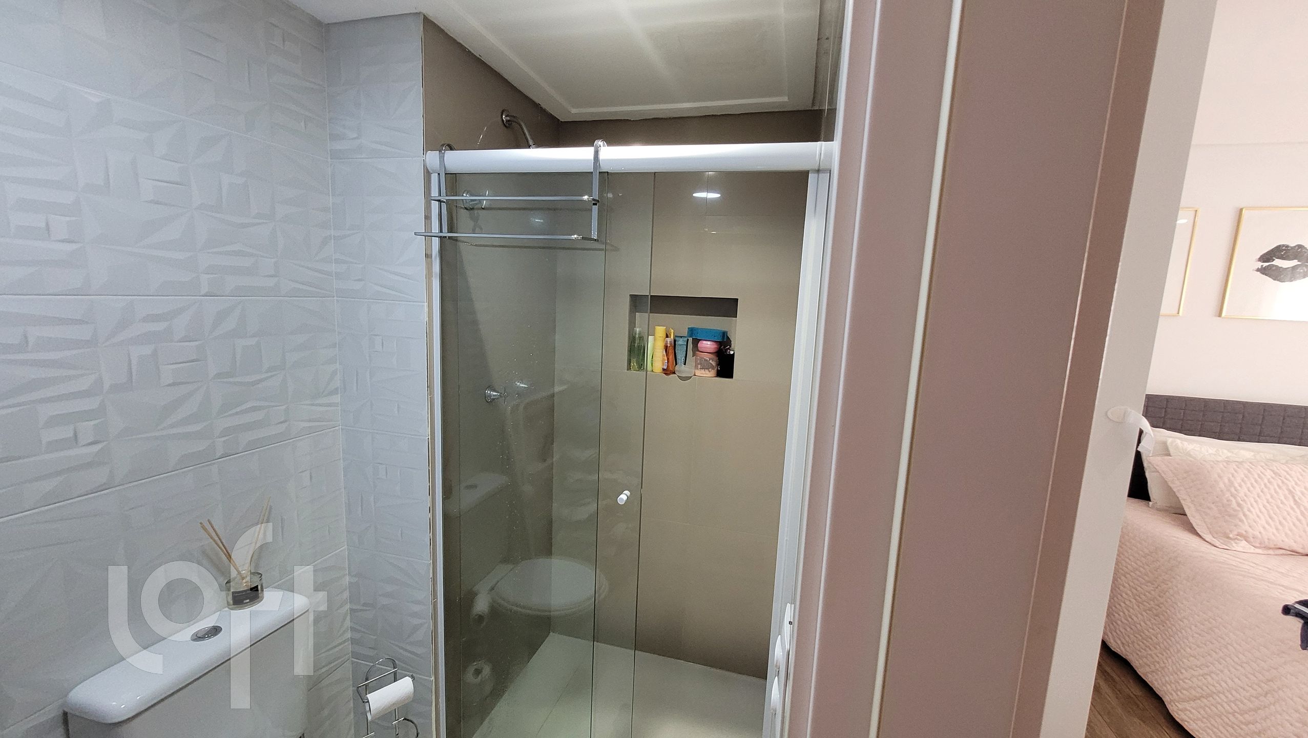 Apartamento à venda com 2 quartos, 62m² - Foto 1