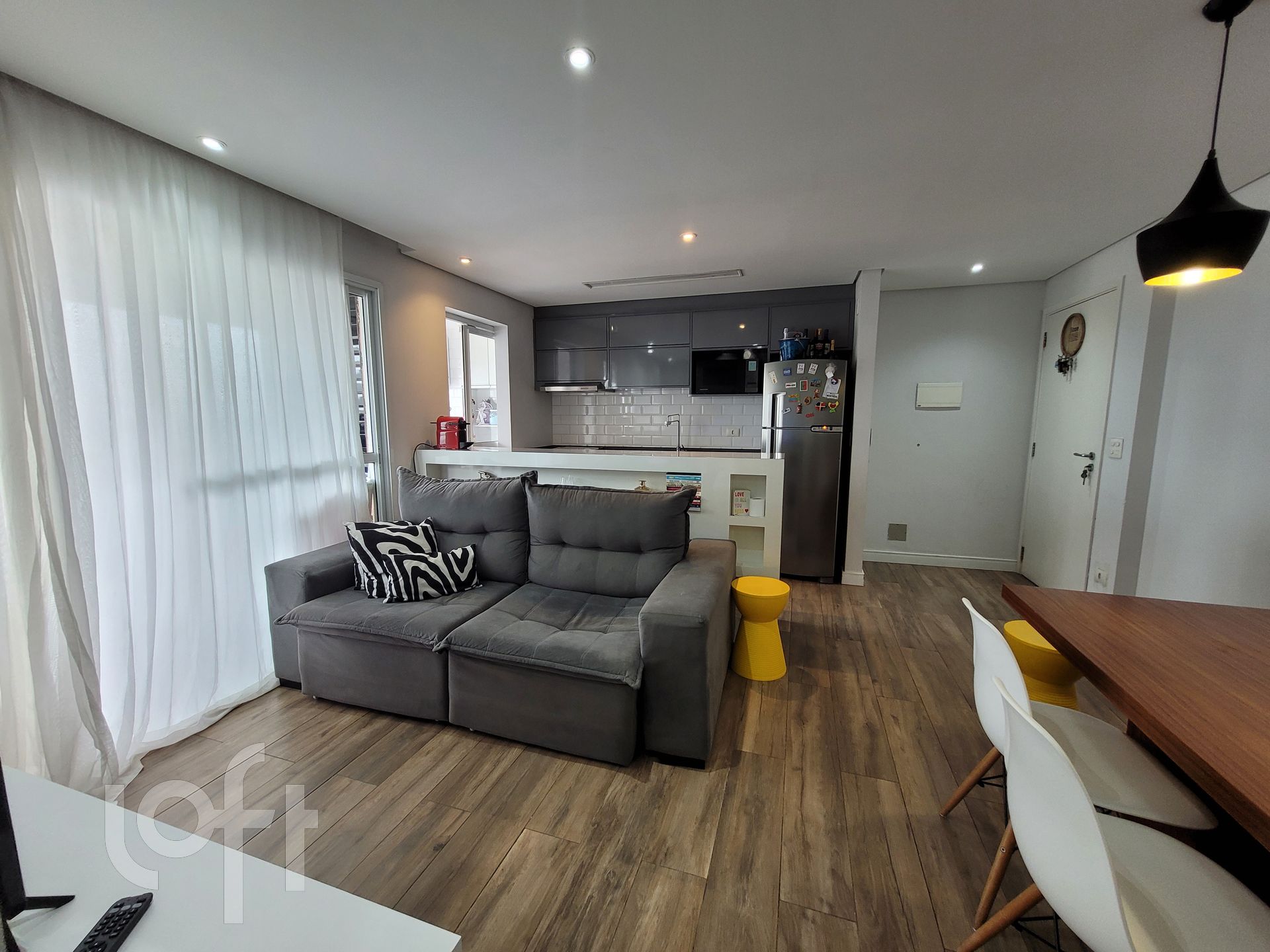 Apartamento à venda com 2 quartos, 62m² - Foto 10