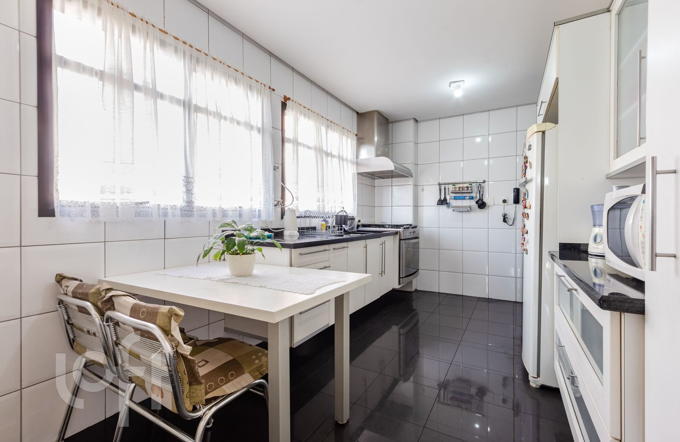 Apartamento à venda com 3 quartos, 174m² - Foto 24