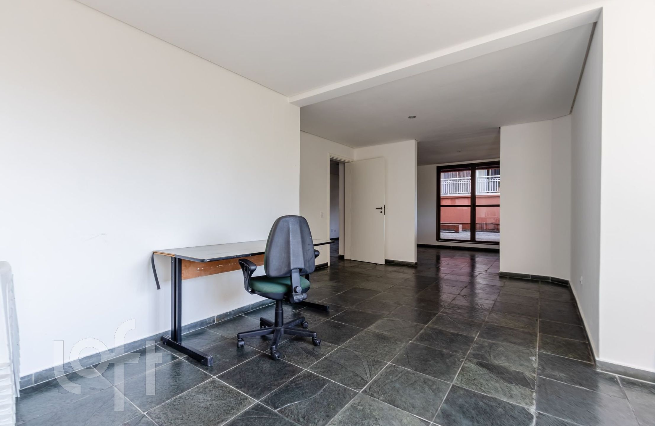 Apartamento à venda com 3 quartos, 174m² - Foto 28