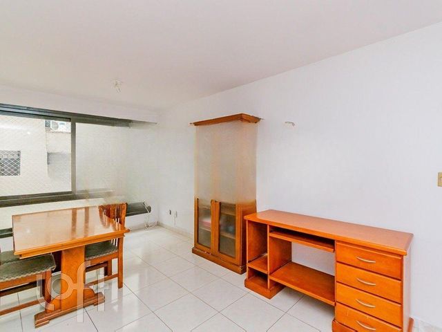 Apartamento com 79m², 2 dormitórios, 1 vaga, Petrópolis em Porto Alegre