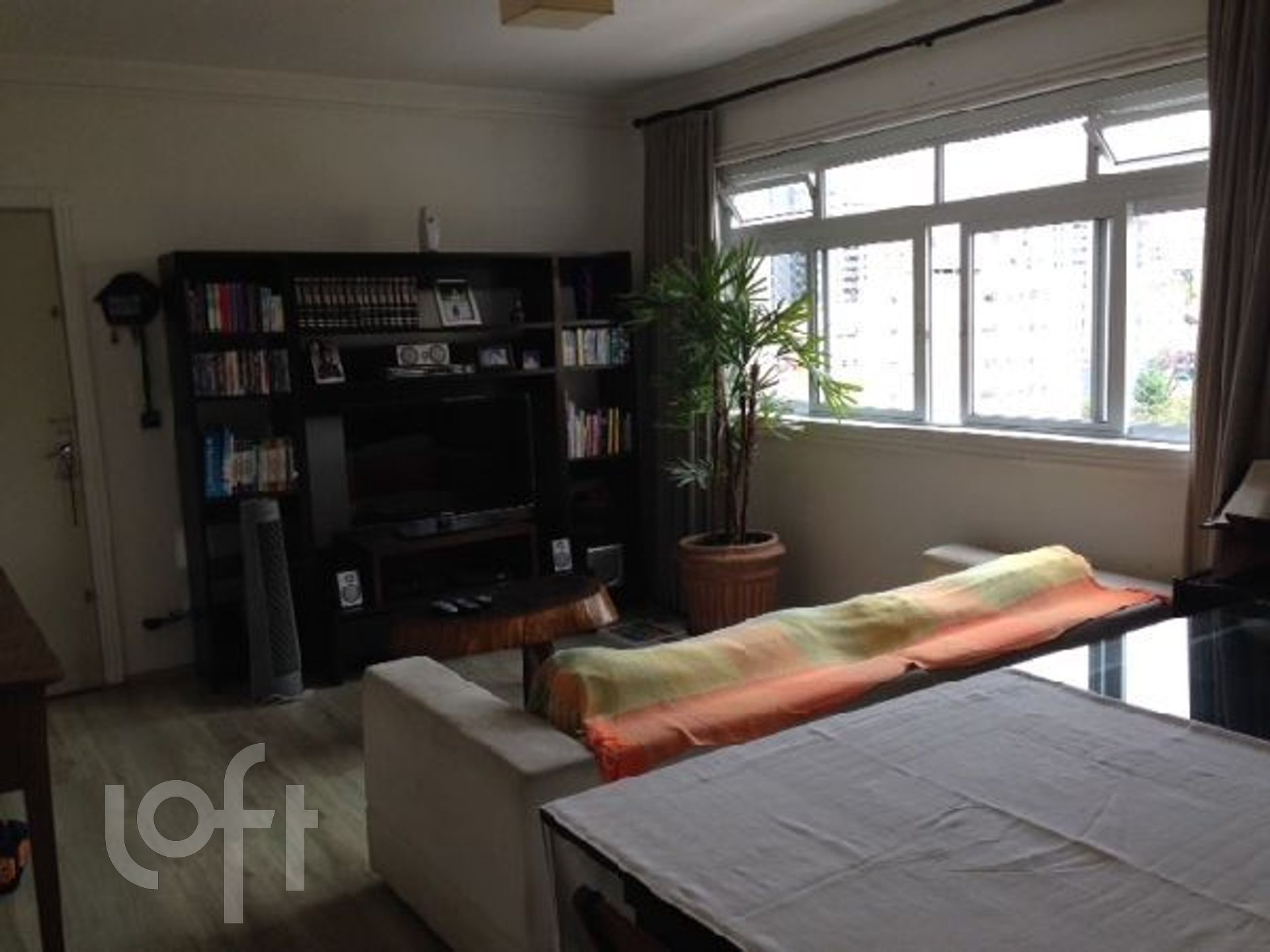 Apartamento à venda com 3 quartos, 84m² - Foto 3