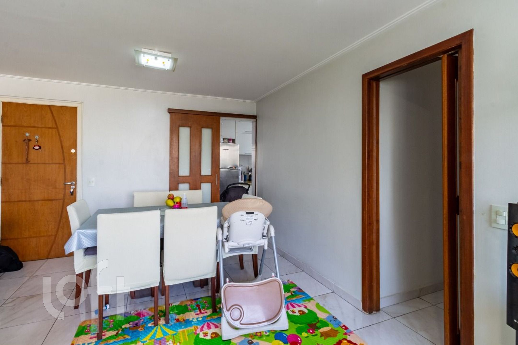 Apartamento à venda com 2 quartos, 78m² - Foto 4