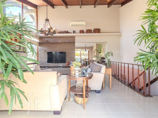 Apartamento com 269m², 3 dormitórios, 1 suíte, 2 vagas, Bela Vista em Porto Alegre