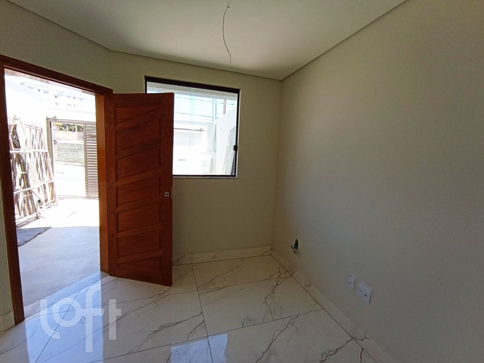 Casa à venda com 3 quartos, 88m² - Foto 13