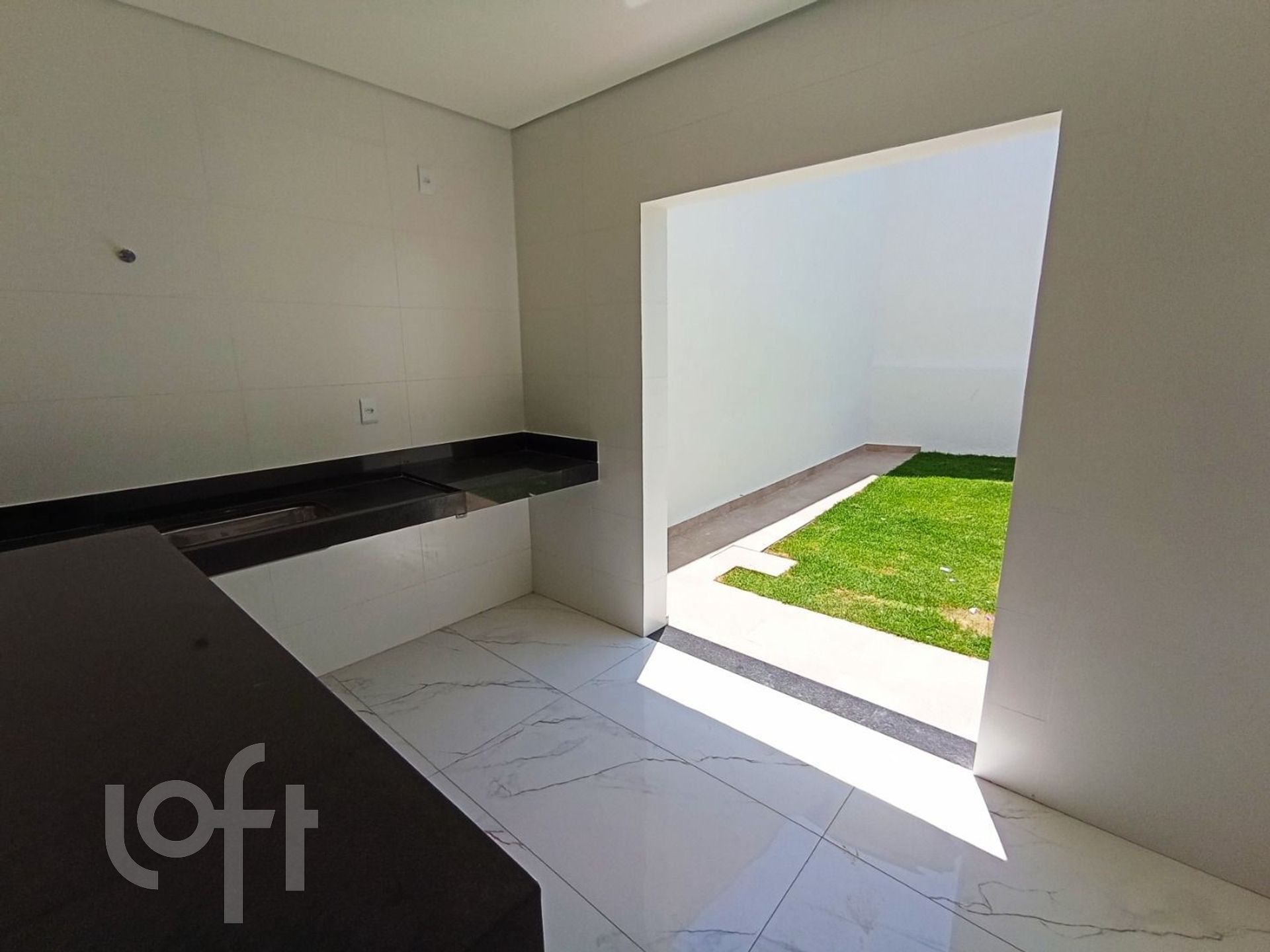 Casa à venda com 3 quartos, 88m² - Foto 15