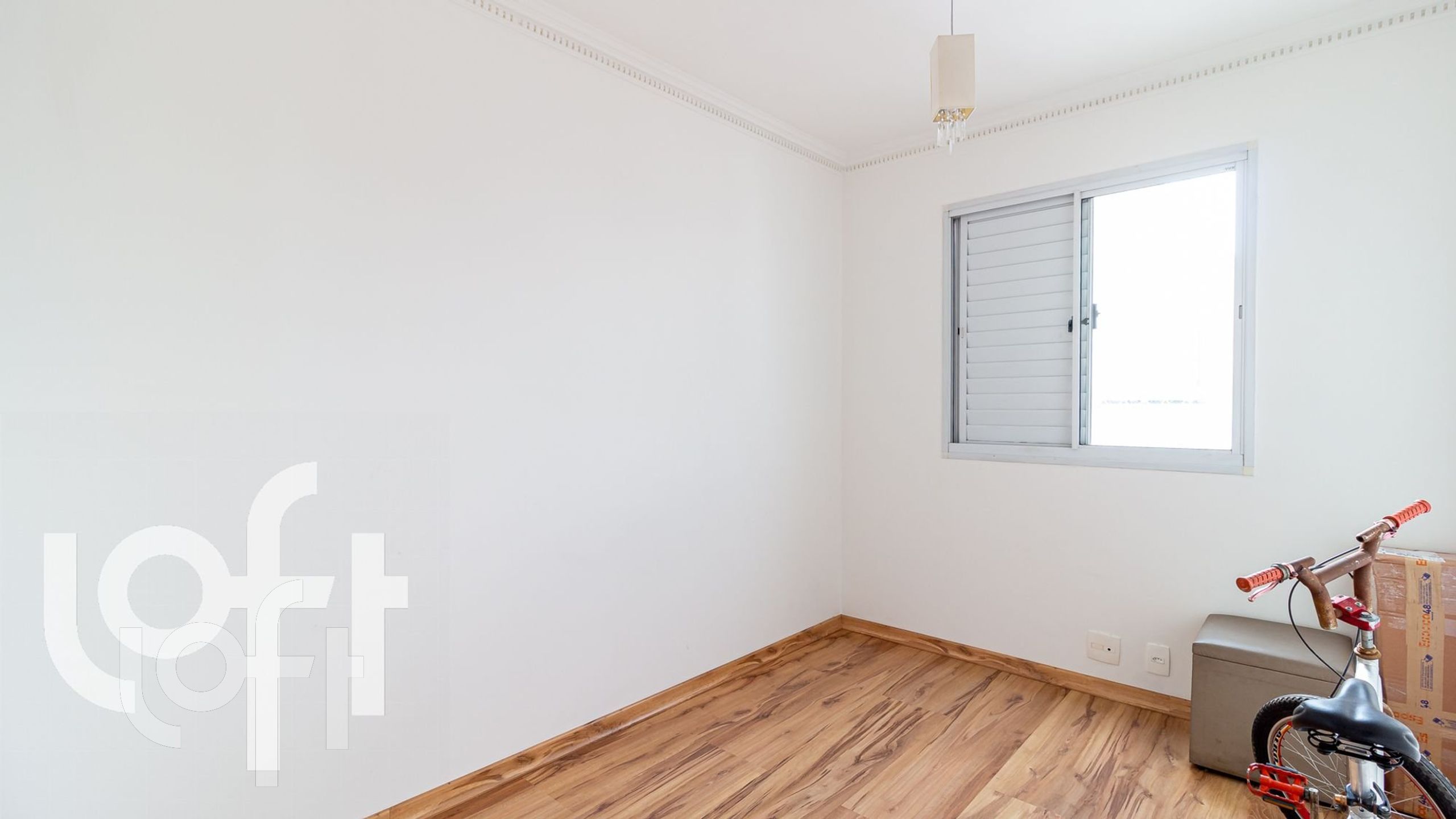 Apartamento à venda com 3 quartos, 138m² - Foto 2