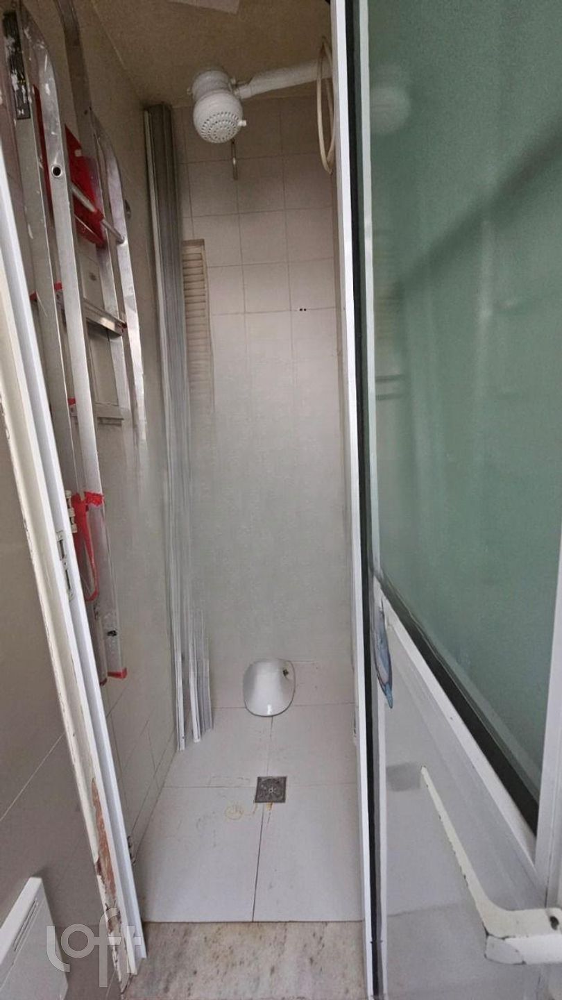 Apartamento à venda com 2 quartos, 61m² - Foto 23