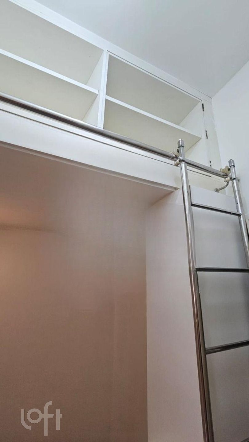 Apartamento à venda com 2 quartos, 61m² - Foto 9