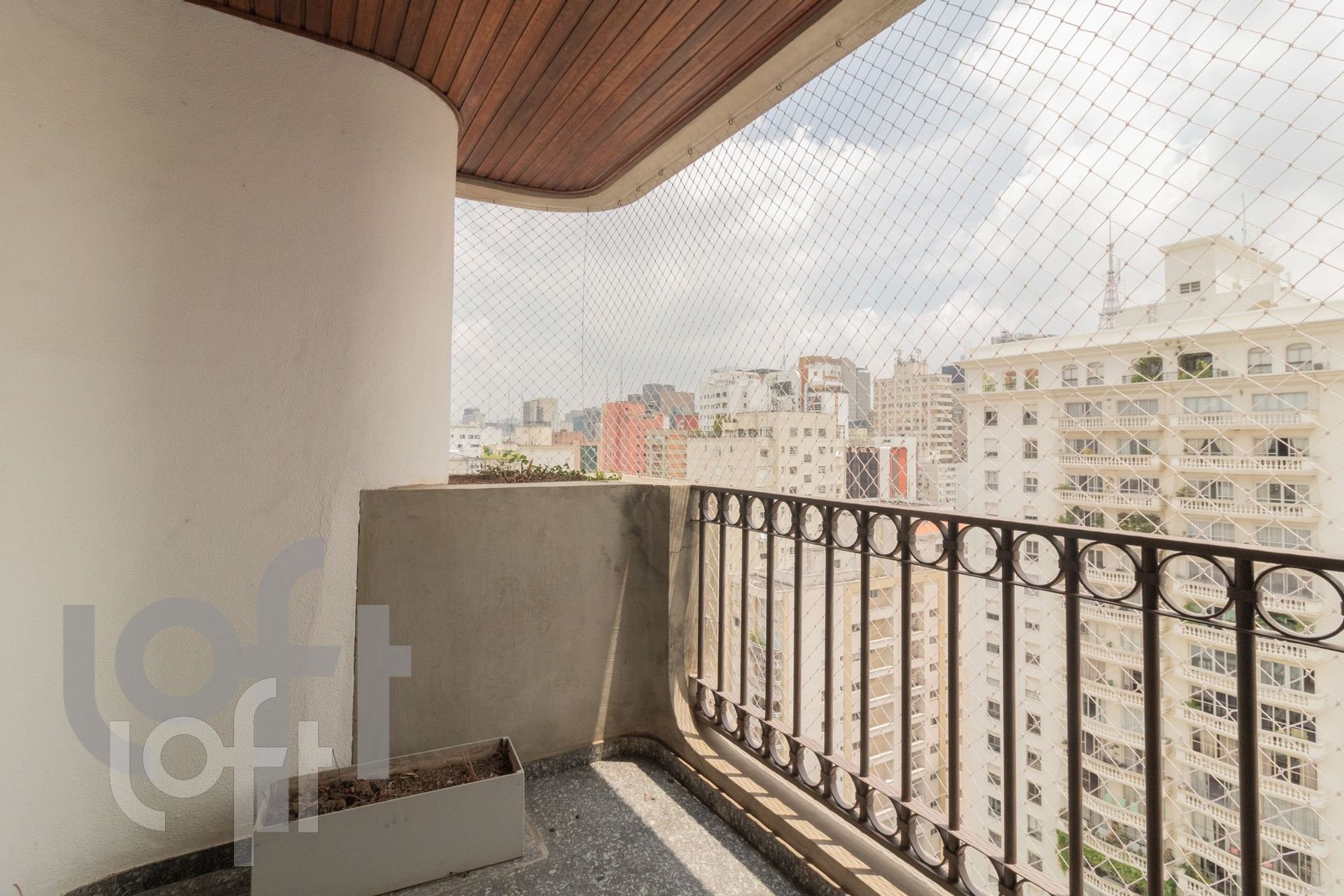 Apartamento à venda com 4 quartos, 243m² - Foto 26