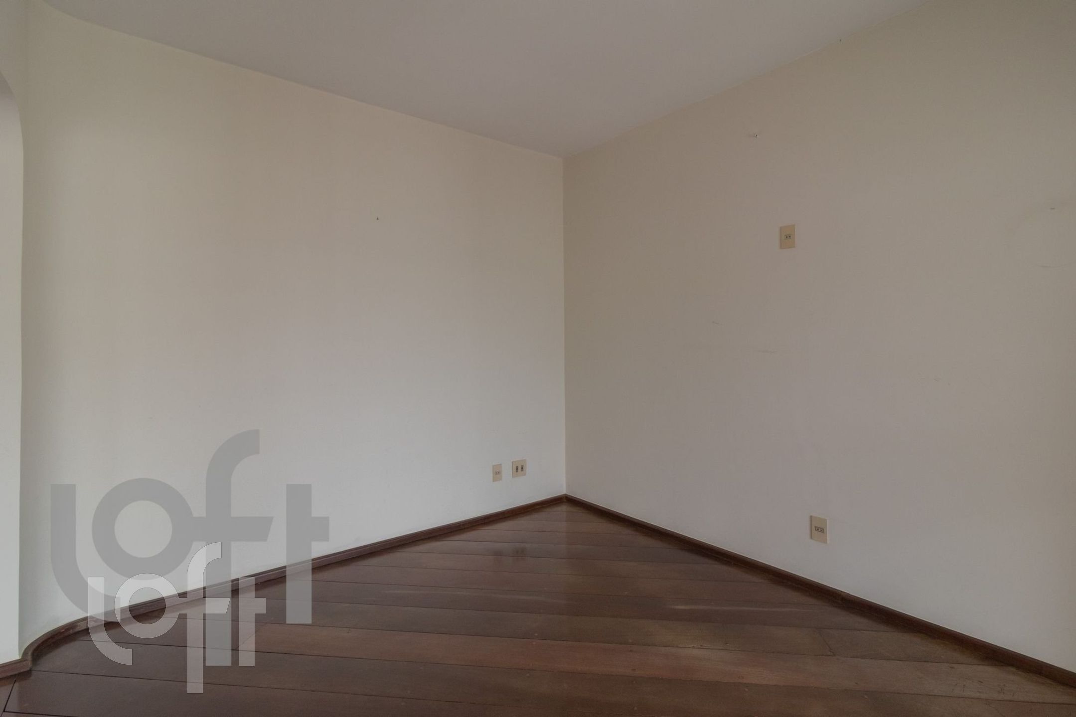 Apartamento à venda com 4 quartos, 243m² - Foto 32