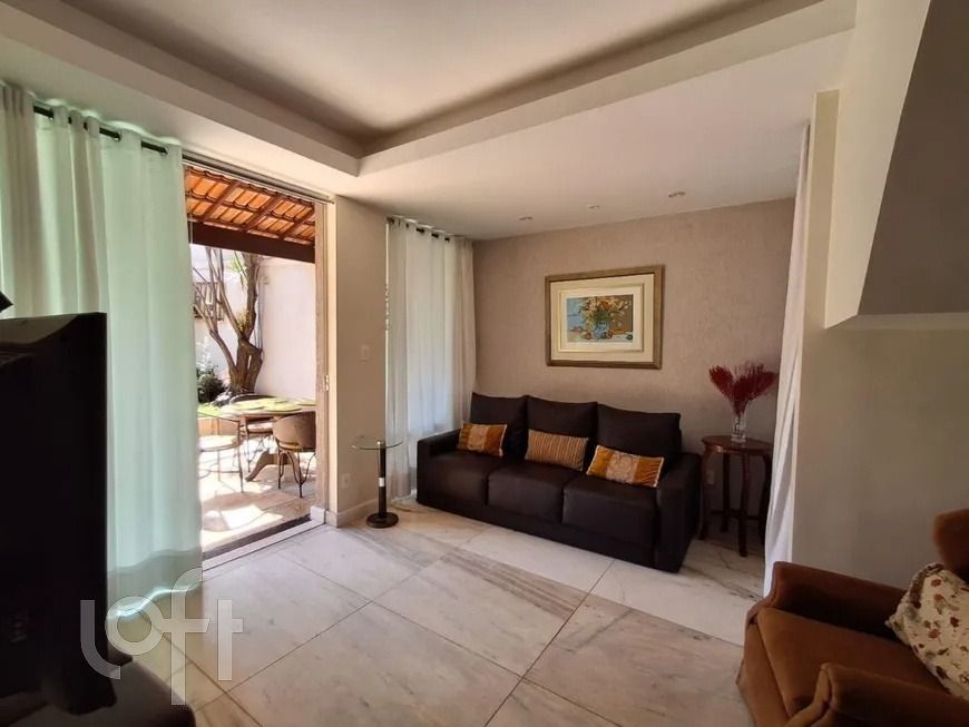 Casa à venda com 5 quartos, 360m² - Foto 3