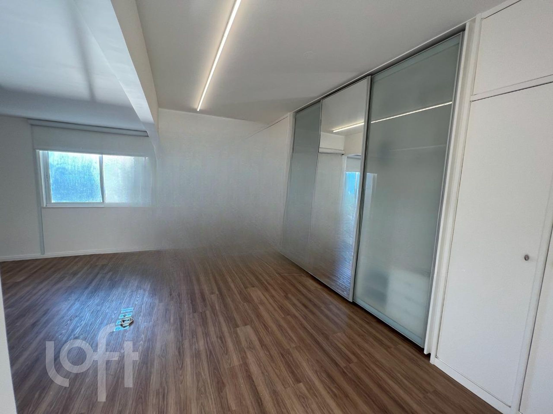 Apartamento à venda com 3 quartos, 170m² - Foto 8